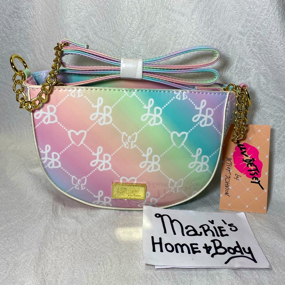 Betsey Johnson Luv Crossbody Purse shoulder Hand Bag pastel rainbow hearts BNWT
